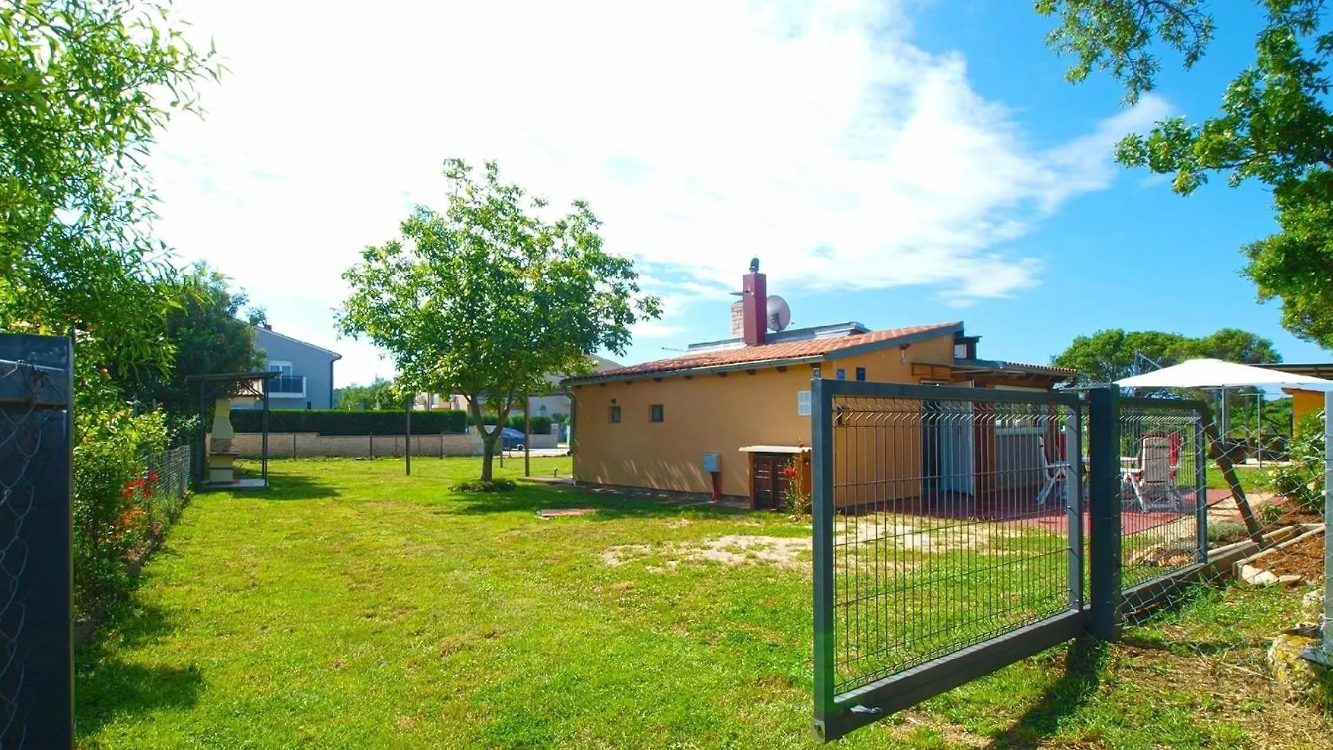 Ferienhaus Fuer 4 Personen Ca 56 Qm In Banjole, Istrien Istrische Riviera Holiday home